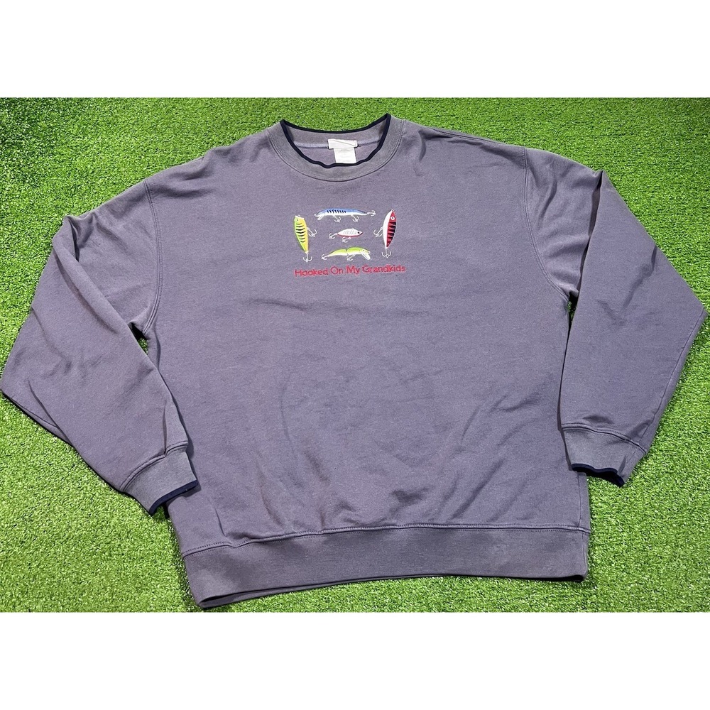 Vintage Fishing Sweatshirt XL Embroidered Fishing Lure "Hooked" Grandpa Sweater‎
